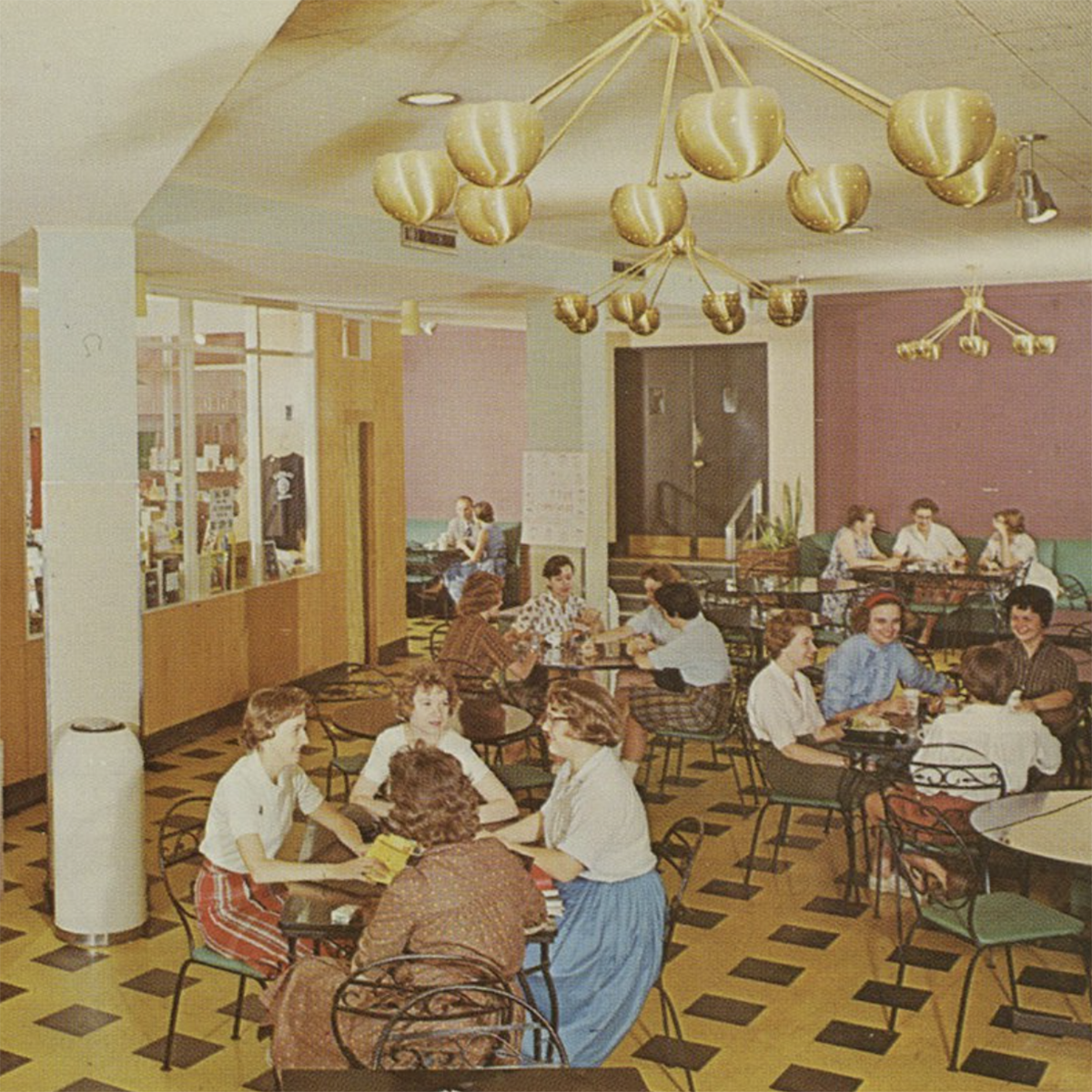 20世纪50年代校园食堂的老照片
